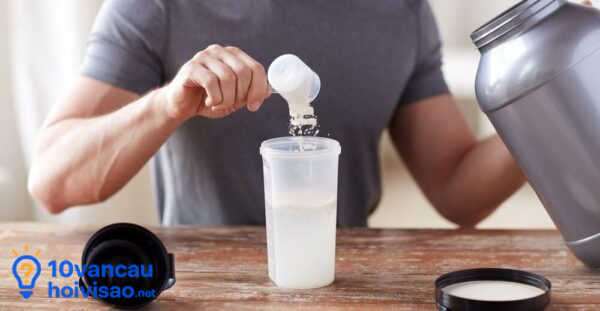 Casein ít Tan Trong Nước Nên Khấy Kỹ Trước Khi Sử Dụng