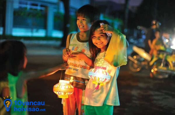 Rước đèn Trung Thu
